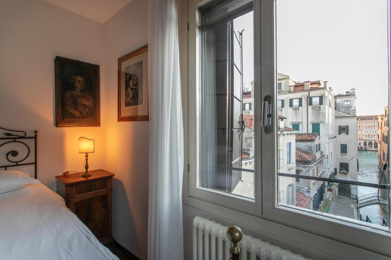 Ca' Al Giglio - Appartamento Vista Canale Venedik Dış mekan fotoğraf