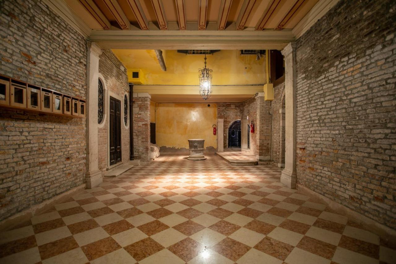 Ca' Al Giglio - Appartamento Vista Canale Venedik Dış mekan fotoğraf