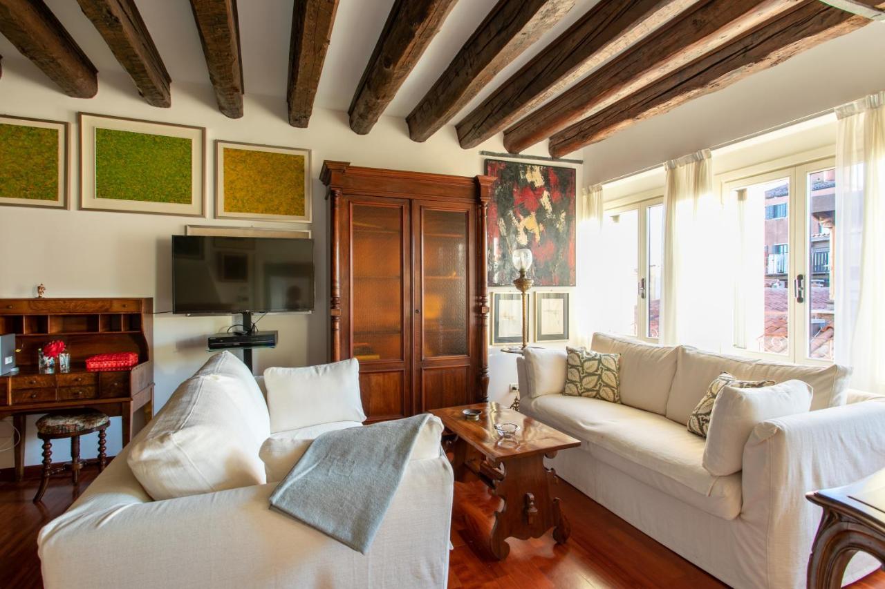 Ca' Al Giglio - Appartamento Vista Canale Venedik Dış mekan fotoğraf