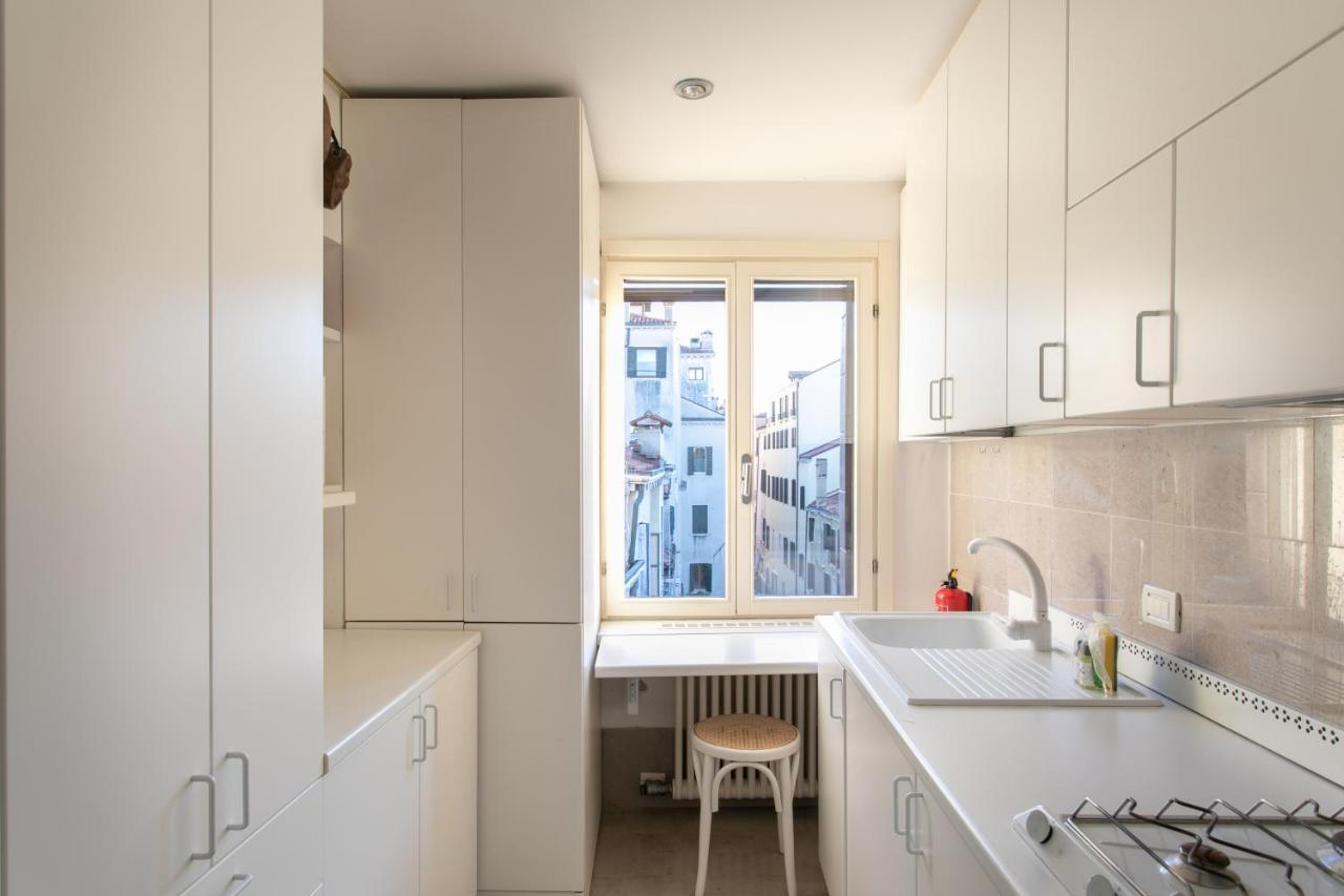 Ca' Al Giglio - Appartamento Vista Canale Venedik Dış mekan fotoğraf